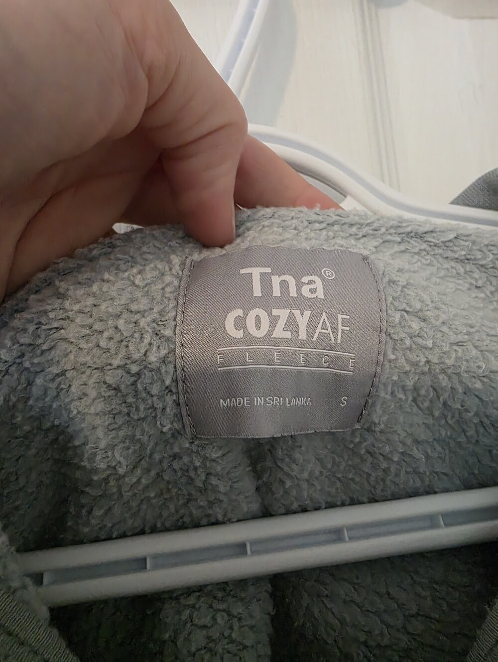 TNA Fleece Cropped 1/4 Zip Sweatshirt | Size Small - Picture 5 of 10